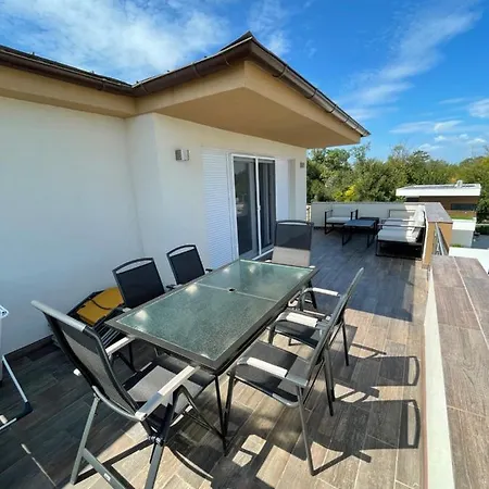 Kedvenc Apartman Διαμέρισμα