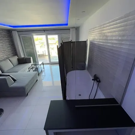 Kedvenc Apartman Σίοφοκ